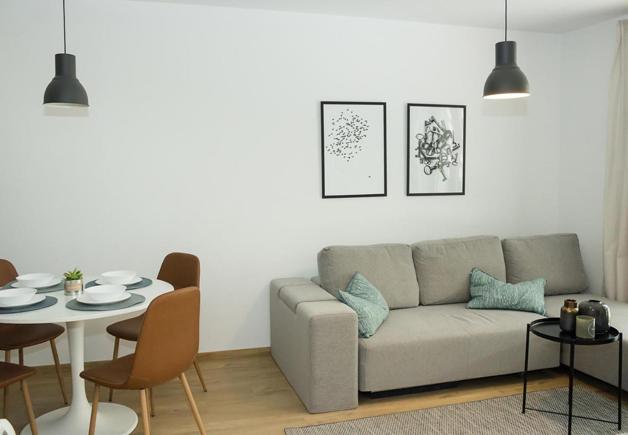 Stylish Retreat High-End Flat Varna Downtown By Flat Mаnager ภายนอก รูปภาพ